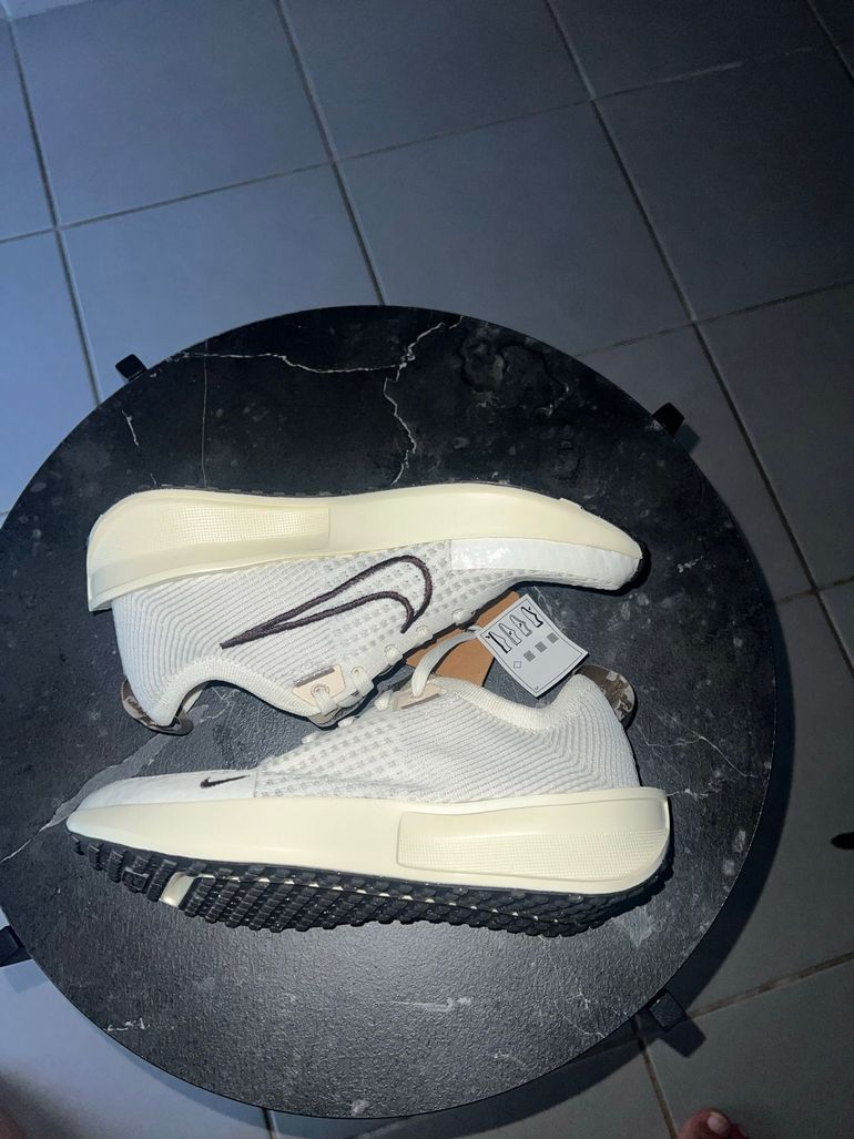 Used Nike Interact Run bike — image 4 of 5
