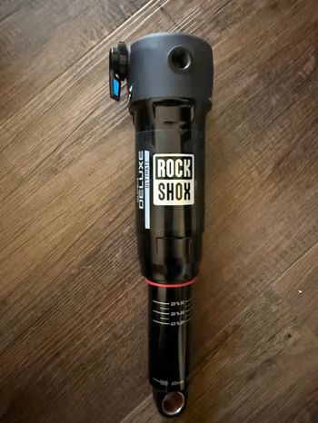 RockShox Deluxe Select+ 205x60 Linear Aircan Rear Suspension usato