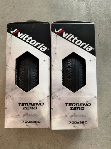 Vittoria Terreno Zero Tyres & Tubes de segunda mano