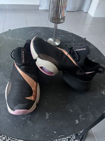 Brugt Nike air zoom Superrep Running Shoes