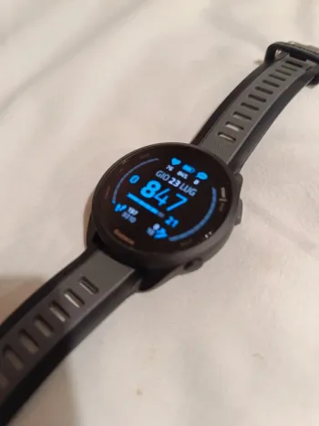Tweedehands Garmin Forerunner 165 Electronics