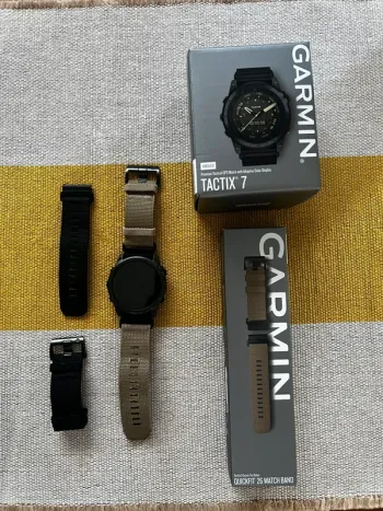 Used Garmin tactix 7 amoled Electronics