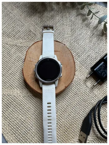 Garmin Fénix 5S bike d'occasion — image 3 sur 14