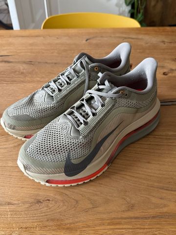 Käytetty Nike Pegasus Premium 2026 Running Shoes