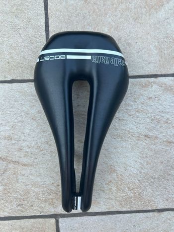 Tweedehands Sella Italia novus boost superflow Saddles & Seatposts