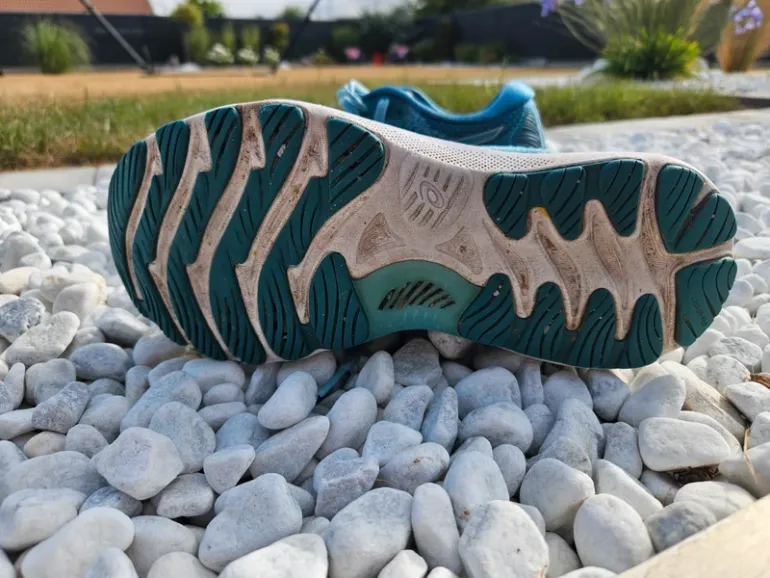 Used Asics Gel Nimbus 23 bike — image 4 of 6