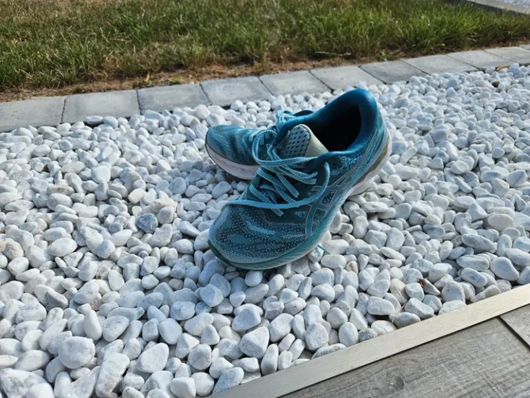 Used Asics Gel Nimbus 23 bike — image 2 of 6