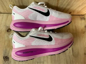 Nike Vomero 18 bike d'occasion — image 6 sur 9