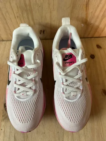 Nike Vomero 18 bike d'occasion — image 2 sur 9