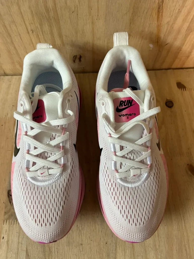 Nike Vomero 18 bike d'occasion — image 2 sur 9