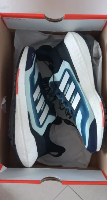 Used Continental Ultraboost Cold.rdy Running Shoes