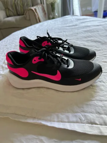 Nike Revolution 7 bike d'occasion — image 7 sur 9