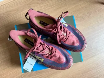 Used Hoka Speedgoat 6 bike — image 3 of 7