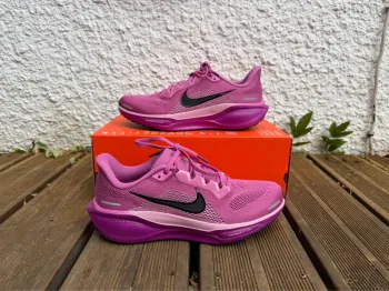 Tweedehands Pegasus Air Zoom Running Shoes