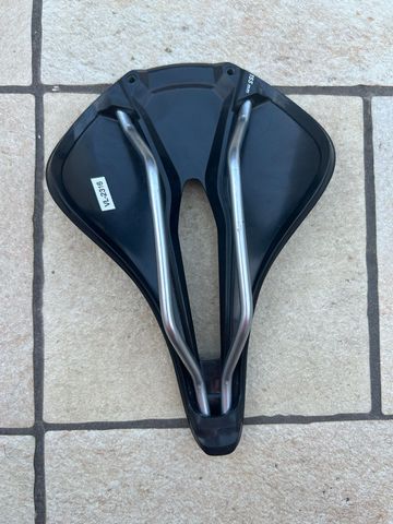 Used Specialized power comp bike — image 3 of 3