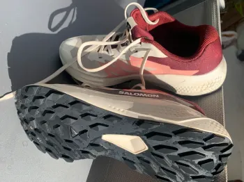 Salomon Trail Running Shoes bike d'occasion — image 8 sur 11