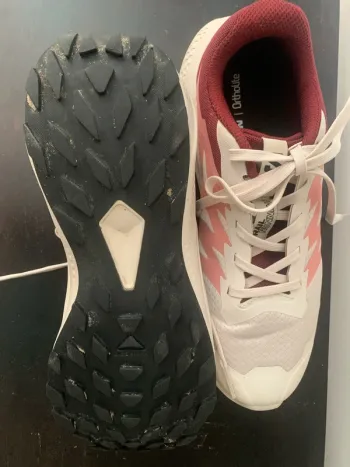 Salomon Trail Running Shoes bike d'occasion — image 3 sur 11