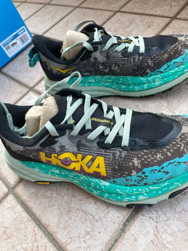 Used Hoka Speedgoat bike — image 5 of 7