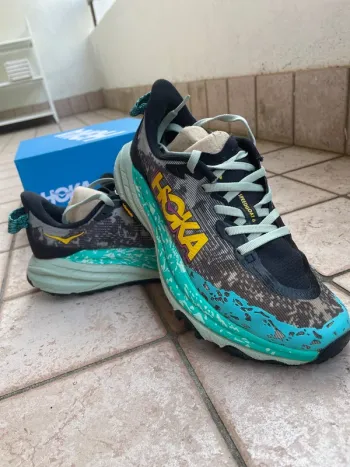 Used Hoka Speedgoat bike — image 2 of 7