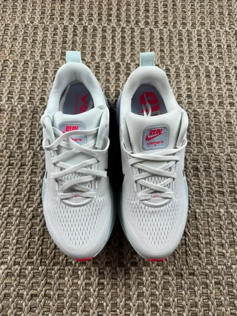 Nike Vomero 18 bike d'occasion — image 2 sur 5