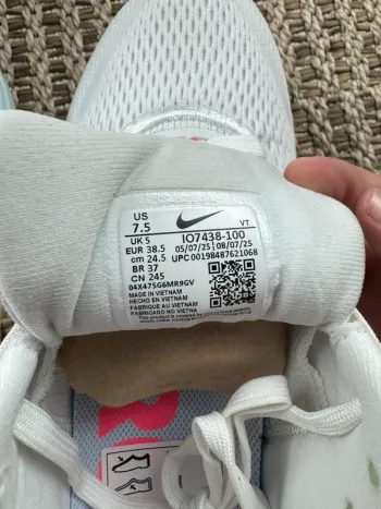 Nike Vomero 18 bike d'occasion — image 5 sur 5