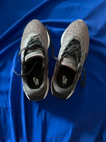 Gebrauchtes Nike Motiva Gore-Tex bike — Bild 2 von 6