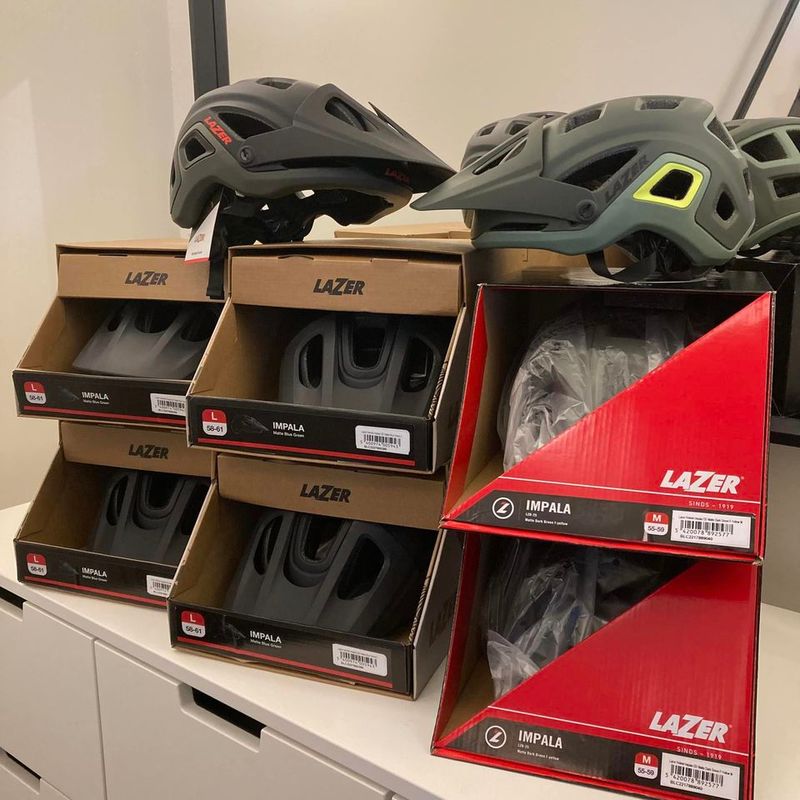 Tweedehands Lazer Casque LAZETR IMPALA (Taille M et L) Cycling Accessories