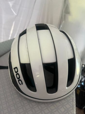 Tweedehands POC Helmet 2024 bike — afbeelding 4 van 5