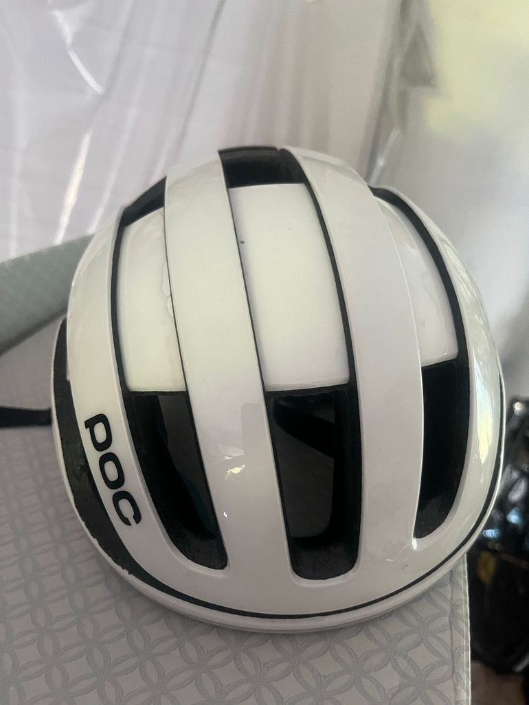 Tweedehands POC Helmet 2024 bike — afbeelding 4 van 5