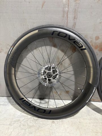 Used Specialized Roval Rapide CLX Disc 2022 bike — image 3 of 4