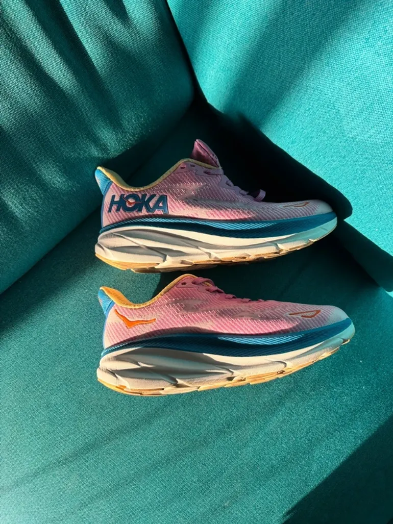 Hoka Clifton 9 bike d'occasion — image 6 sur 8