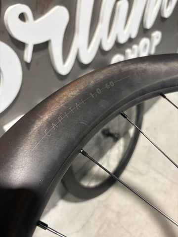 Used Syncros Capital 1.0 60 2025 bike — image 4 of 4