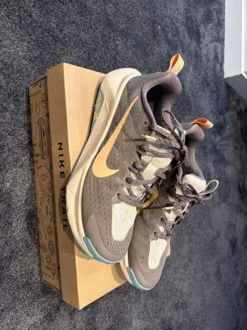 Gebrauchtes Nike Trail Running Shoes