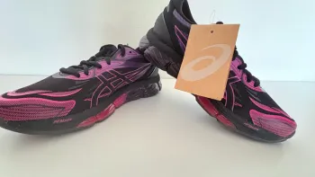 Asics Gel Quantum 360 VIII Running Shoes usato