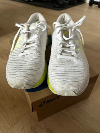 Used Asics Gel Dynaflyte bike — image 4 of 4