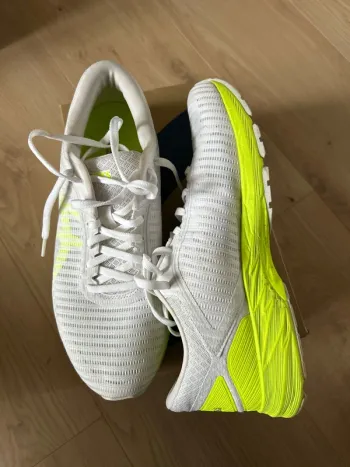 Used Asics Gel Dynaflyte bike — image 3 of 4