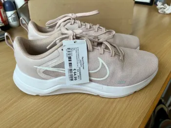 Used Rose Downshifter Running Shoes