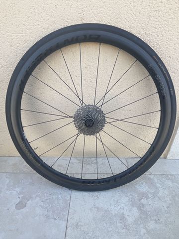Tweedehands Bontrager Carbon Wheel 2025 bike — afbeelding 6 van 7