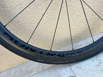Gebrauchtes Bontrager Carbon Wheel 2025 bike — Bild 5 von 7