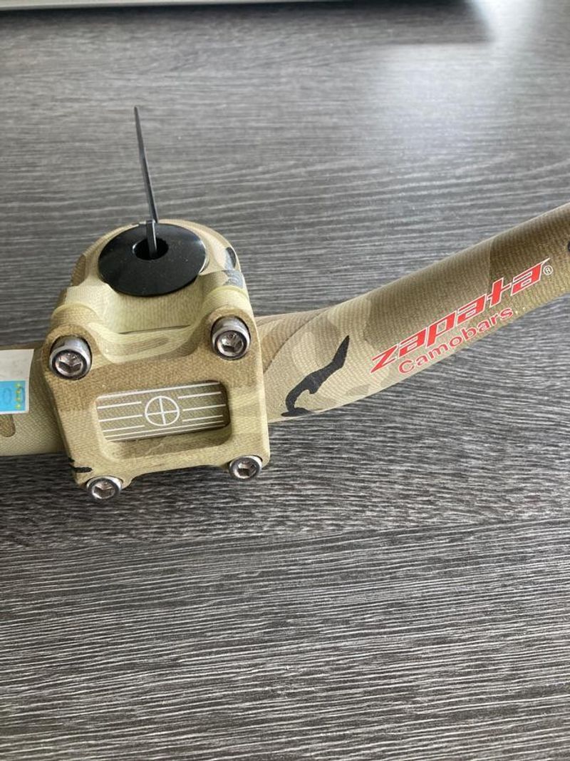 Used Other Cintre Zapata camobars Cockpit
