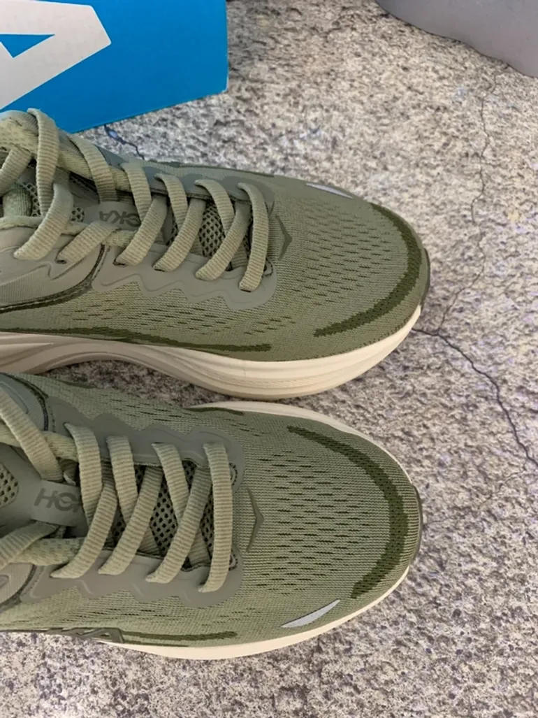 Used Hoka Shoes Size 42 bike — image 6 of 7
