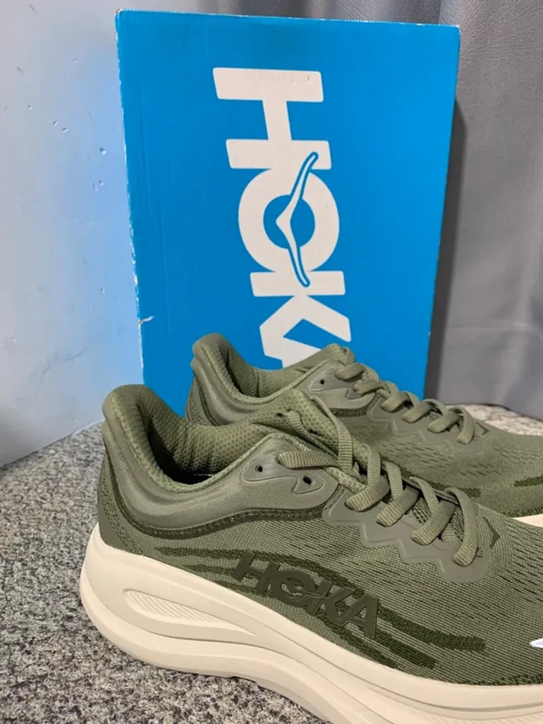 Used Hoka Shoes Size 42 bike — image 3 of 7