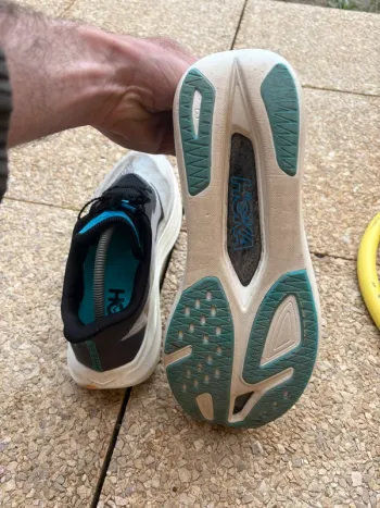 Used Hoka Rocket X3 bike — image 4 of 7