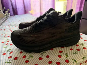 Used Hoka Clifton 9 bike — image 2 of 4