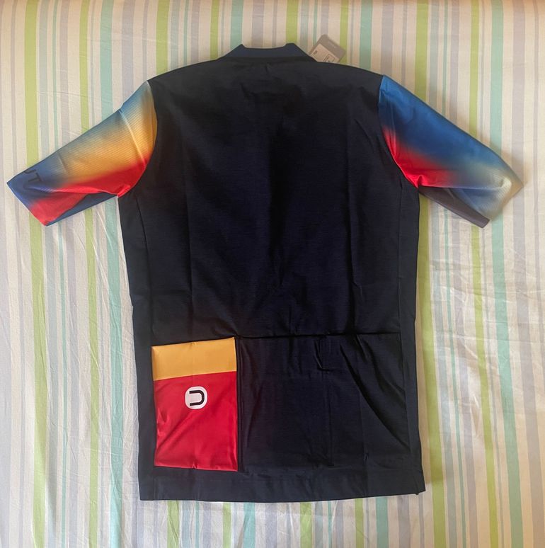 Used Dotout Flash Jersey bike — image 2 of 4