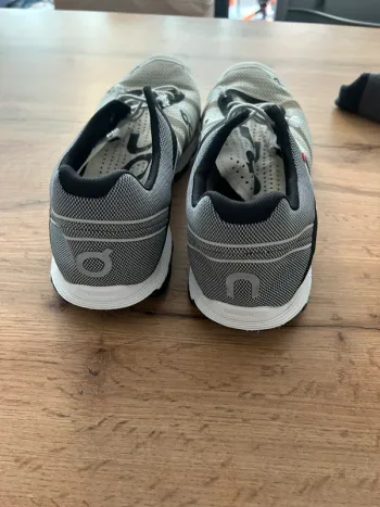 Tweedehands On Running Schuhe bike — afbeelding 4 van 5