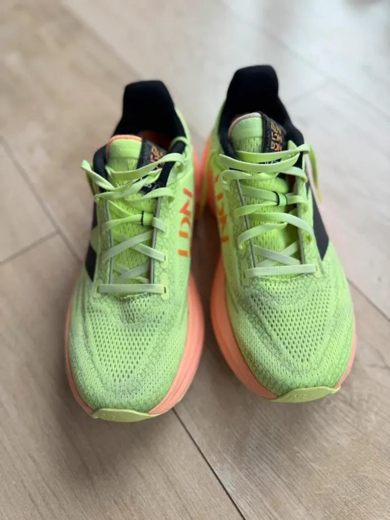 Used New Balance Fresh Foam X 1080 V13 bike — image 3 of 9