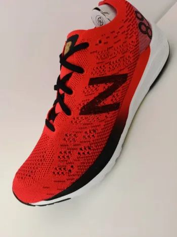 Used New Balance M890RB7 Running Shoes
