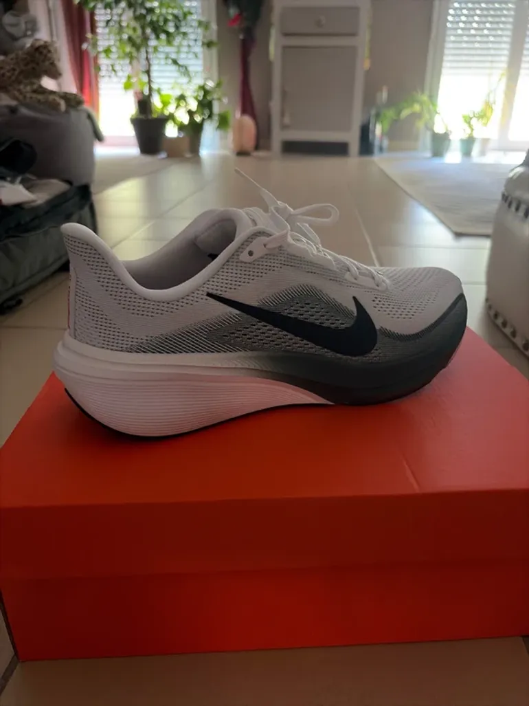 Gebrauchtes Nike Zoom Pegasus 42 bike — Bild 2 von 5