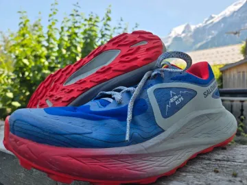 Salomon Glide Max TR Running Shoes usato